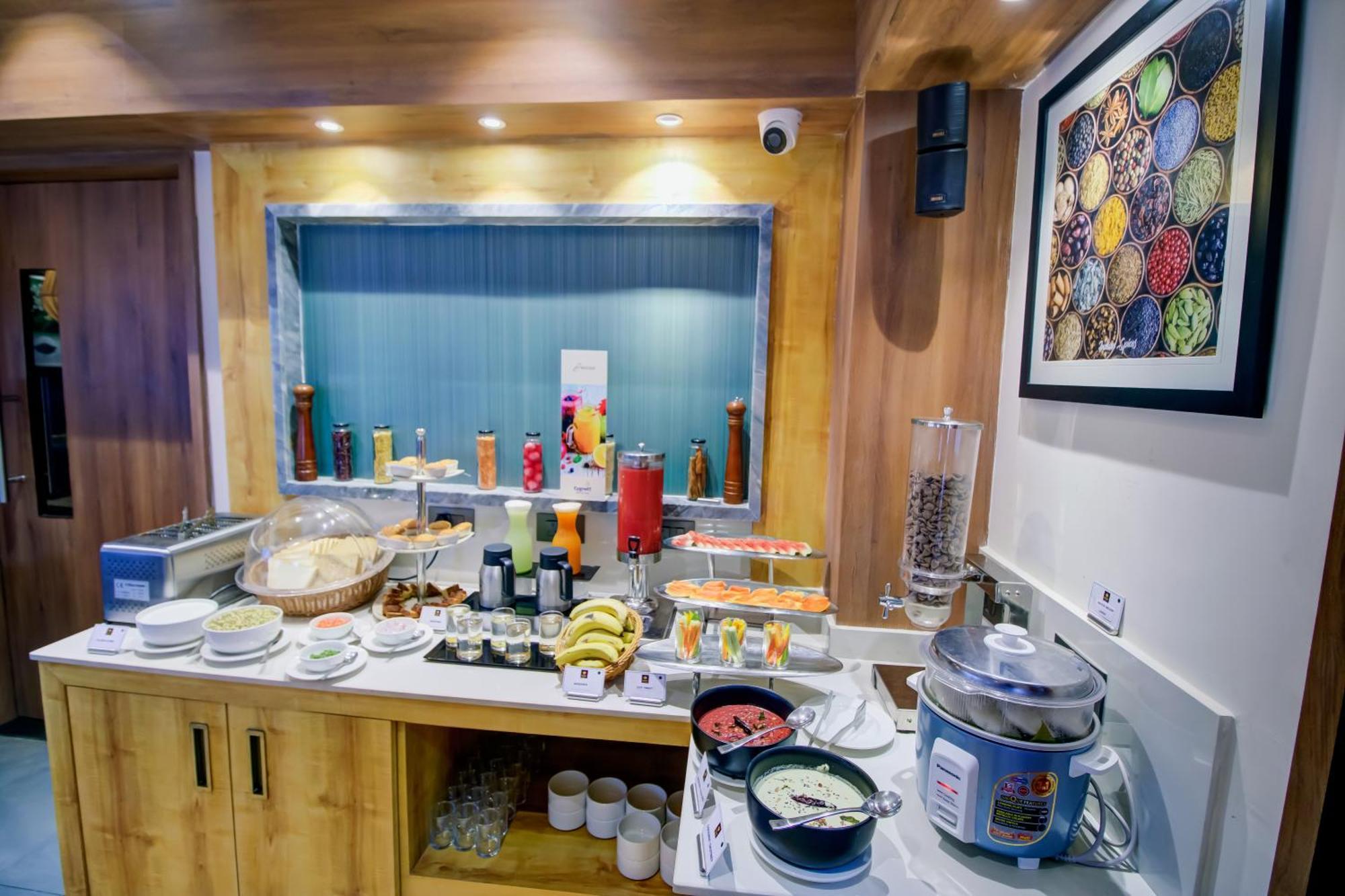 Cozzet Victoria Hotel 부바네스 외부 사진