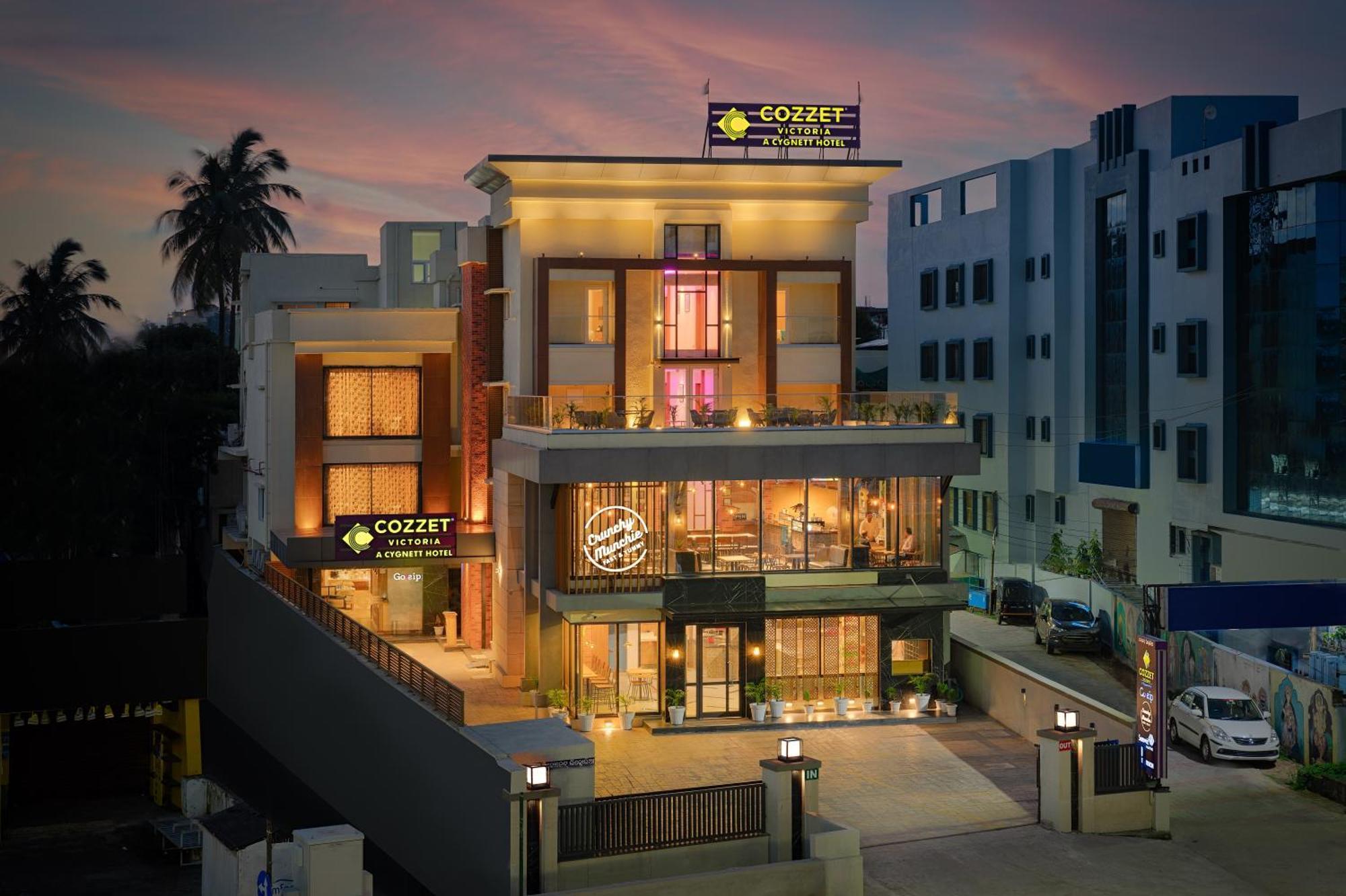 Cozzet Victoria Hotel 부바네스 외부 사진