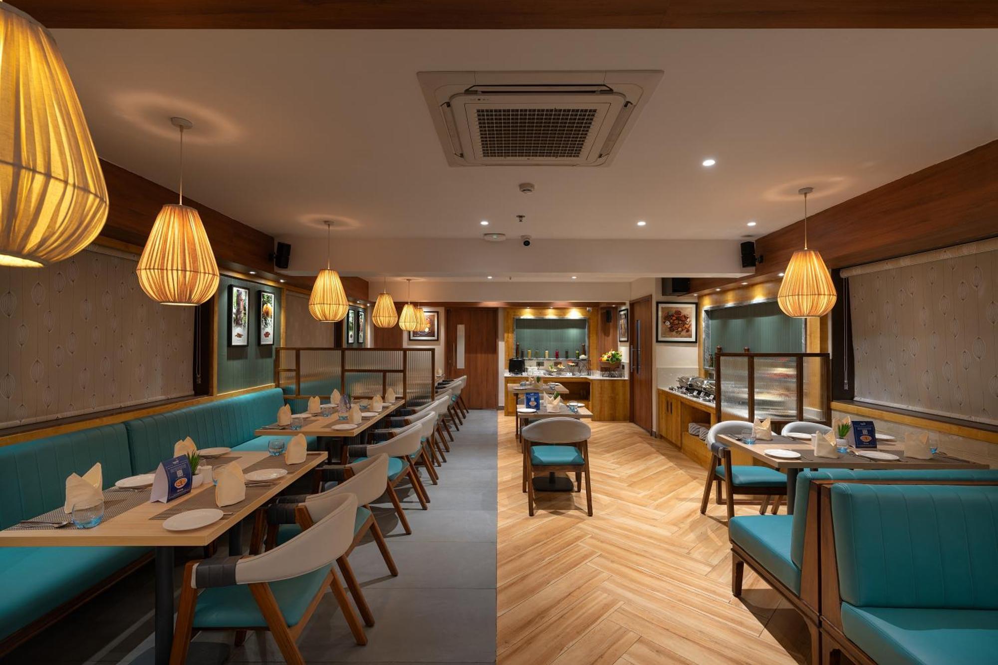 Cozzet Victoria Hotel 부바네스 외부 사진